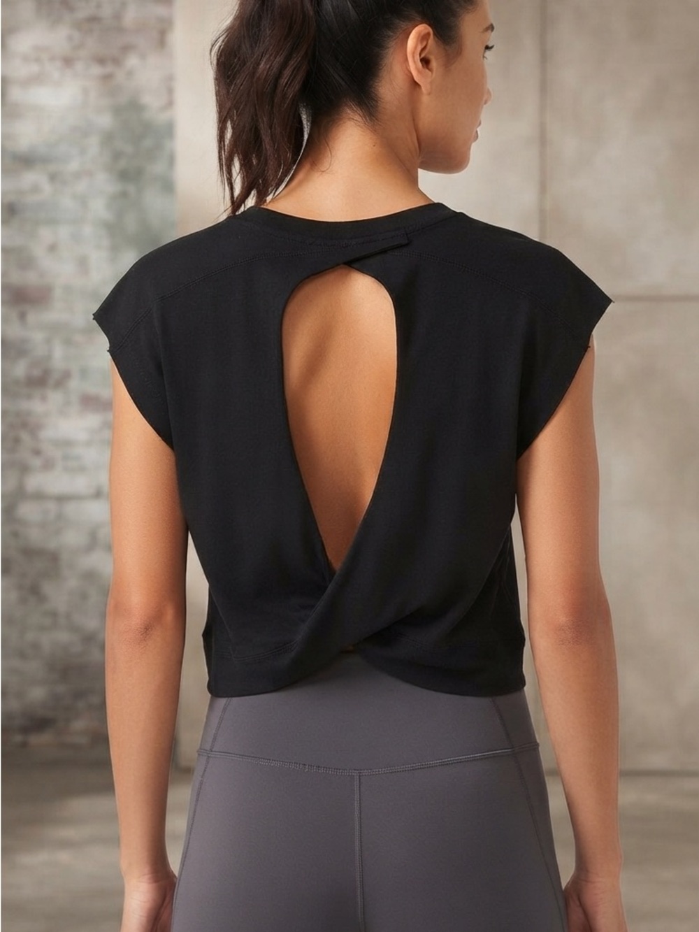 Black Open-Back Twist Crop Top - Women